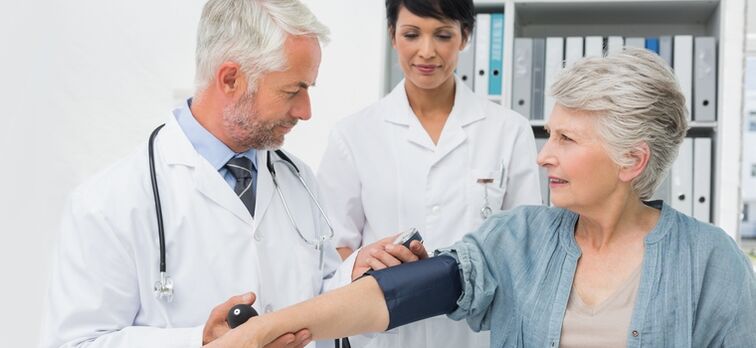 Messung des Blutdrucks zur Diagnose von Bluthochdruck
